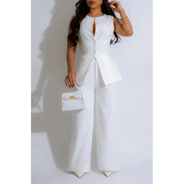 White sleeveless vest with front button closure and matching trousers 